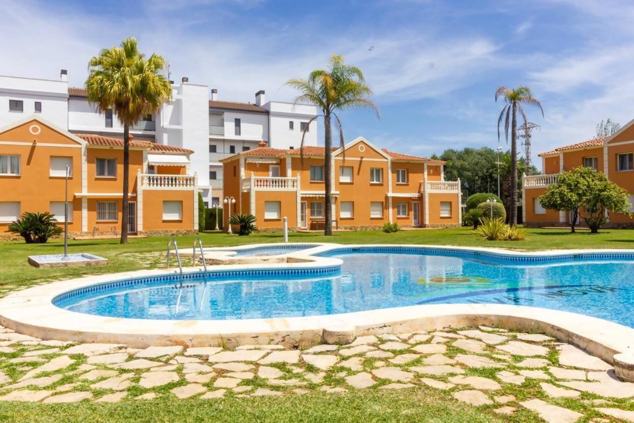 Apartament Oliva Nova A Un Paso Del Mar Zewnętrze zdjęcie